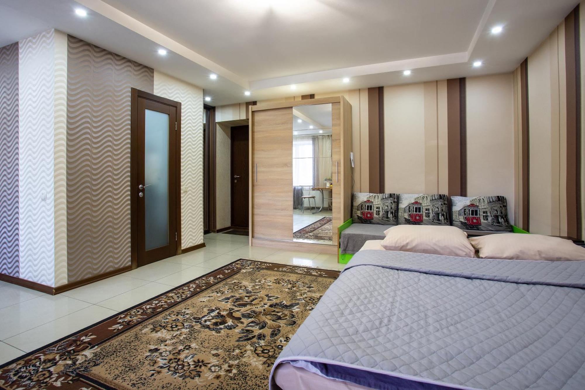 Covent - Garden - Kharkiv Apartment Exterior photo